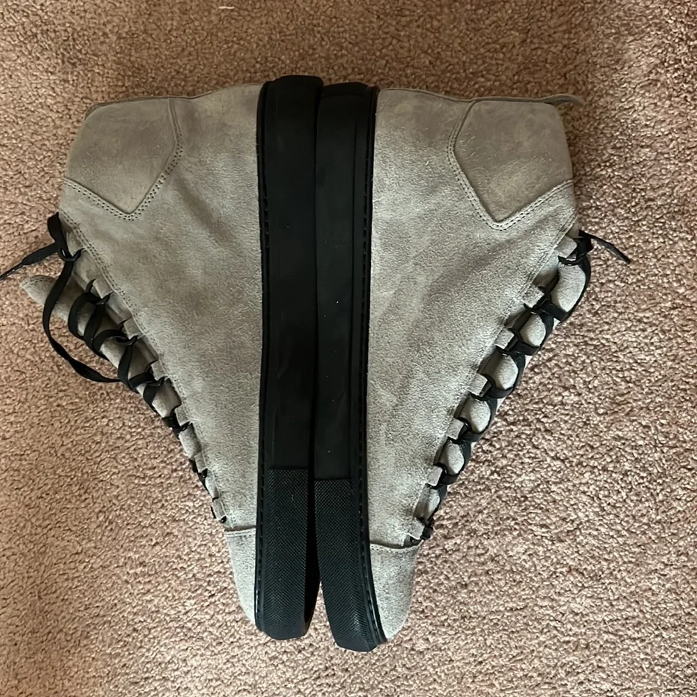 Brand new mens Balenciaga sneakers - Picture 2 of 4